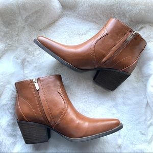 {Circus Sam Edelman} Brown Ankle Boots size 7.5